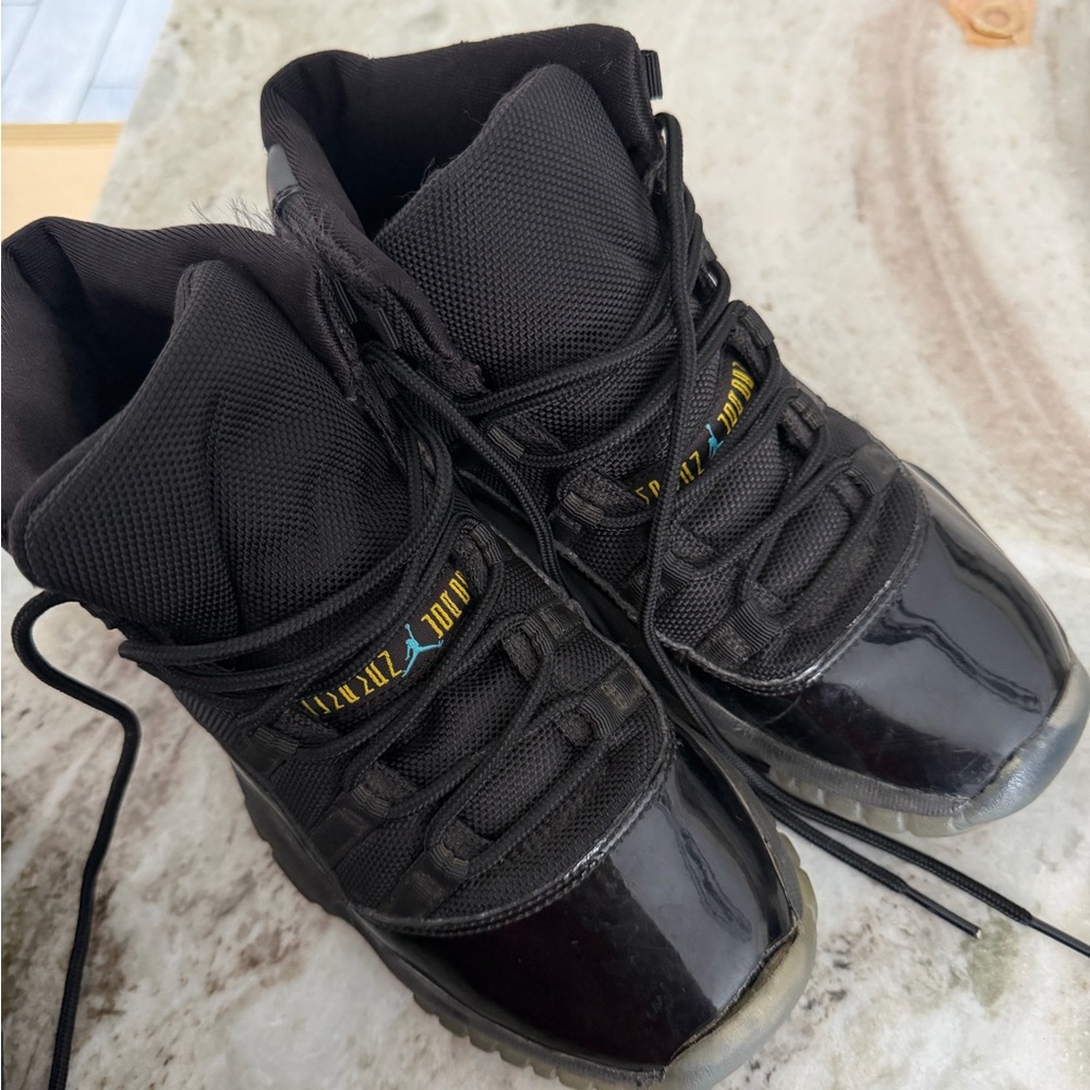 Boys Jordan 11 Retro “Gamma Blue”
